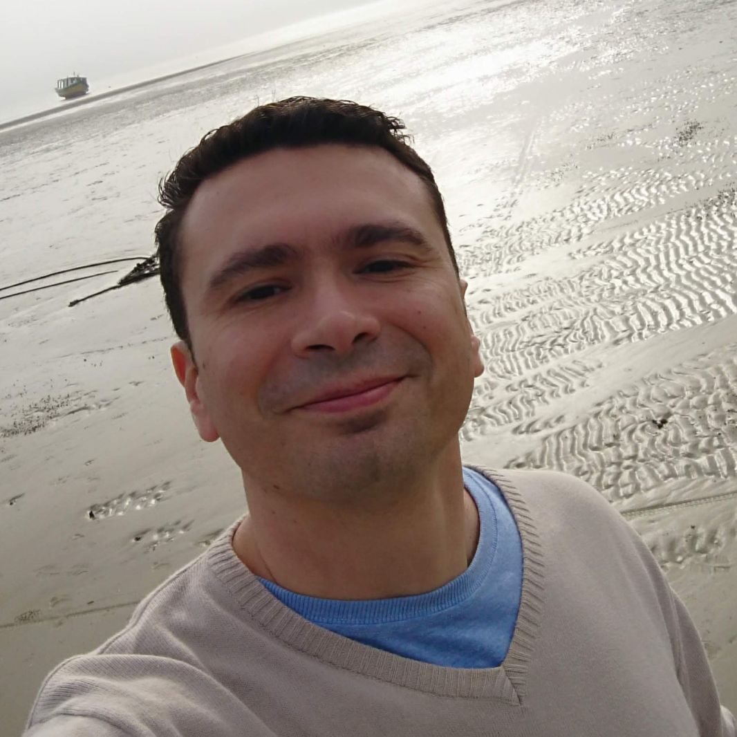 Abraão Benício - Cofundador e CEO da Bombai